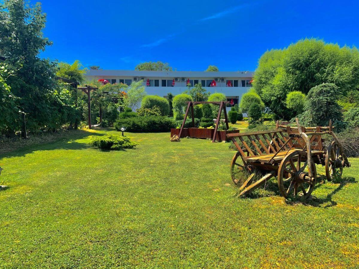 Complex Tismana 3* All Inclusive Jupiter Zewnętrze zdjęcie