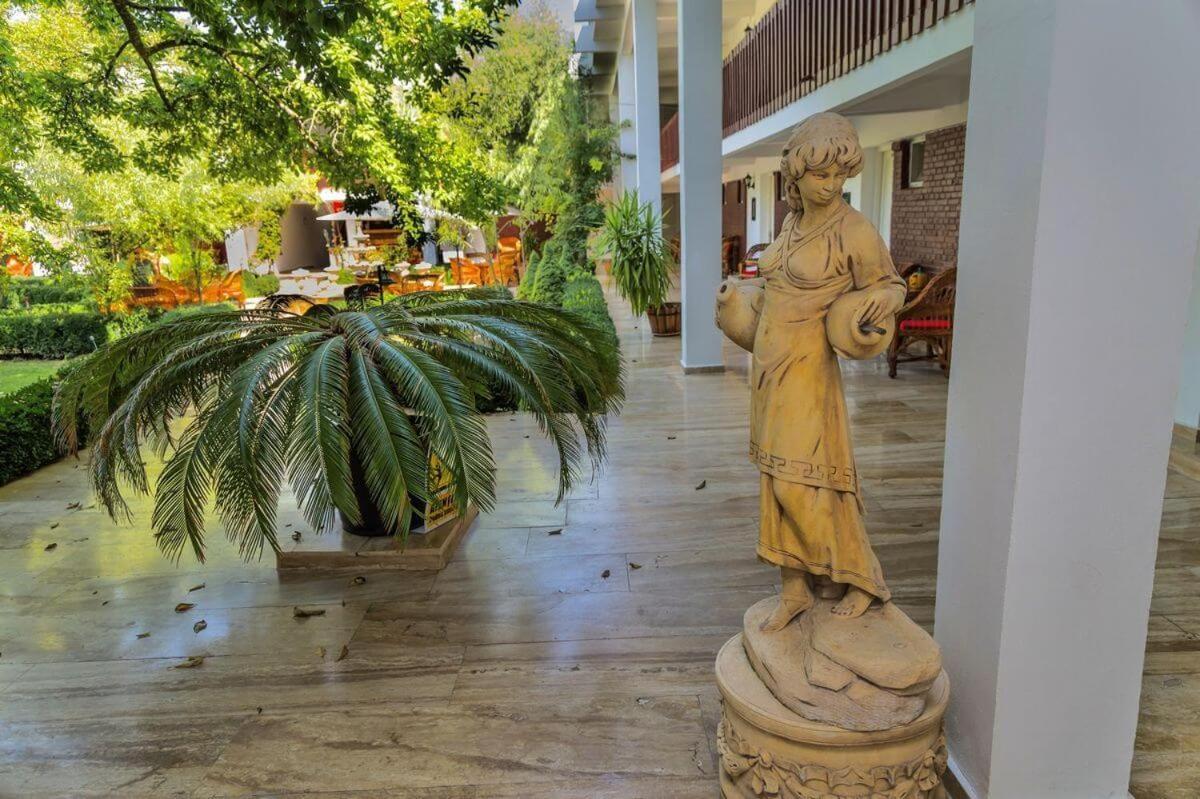 Complex Tismana 3* All Inclusive Jupiter Zewnętrze zdjęcie