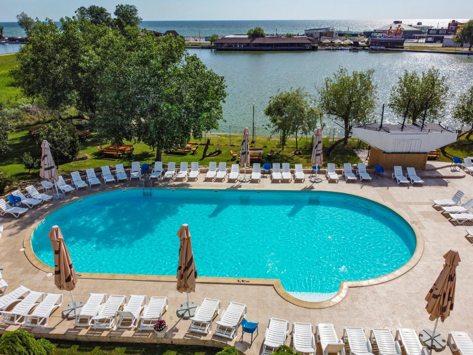 Complex Tismana 3* All Inclusive Jupiter Zewnętrze zdjęcie