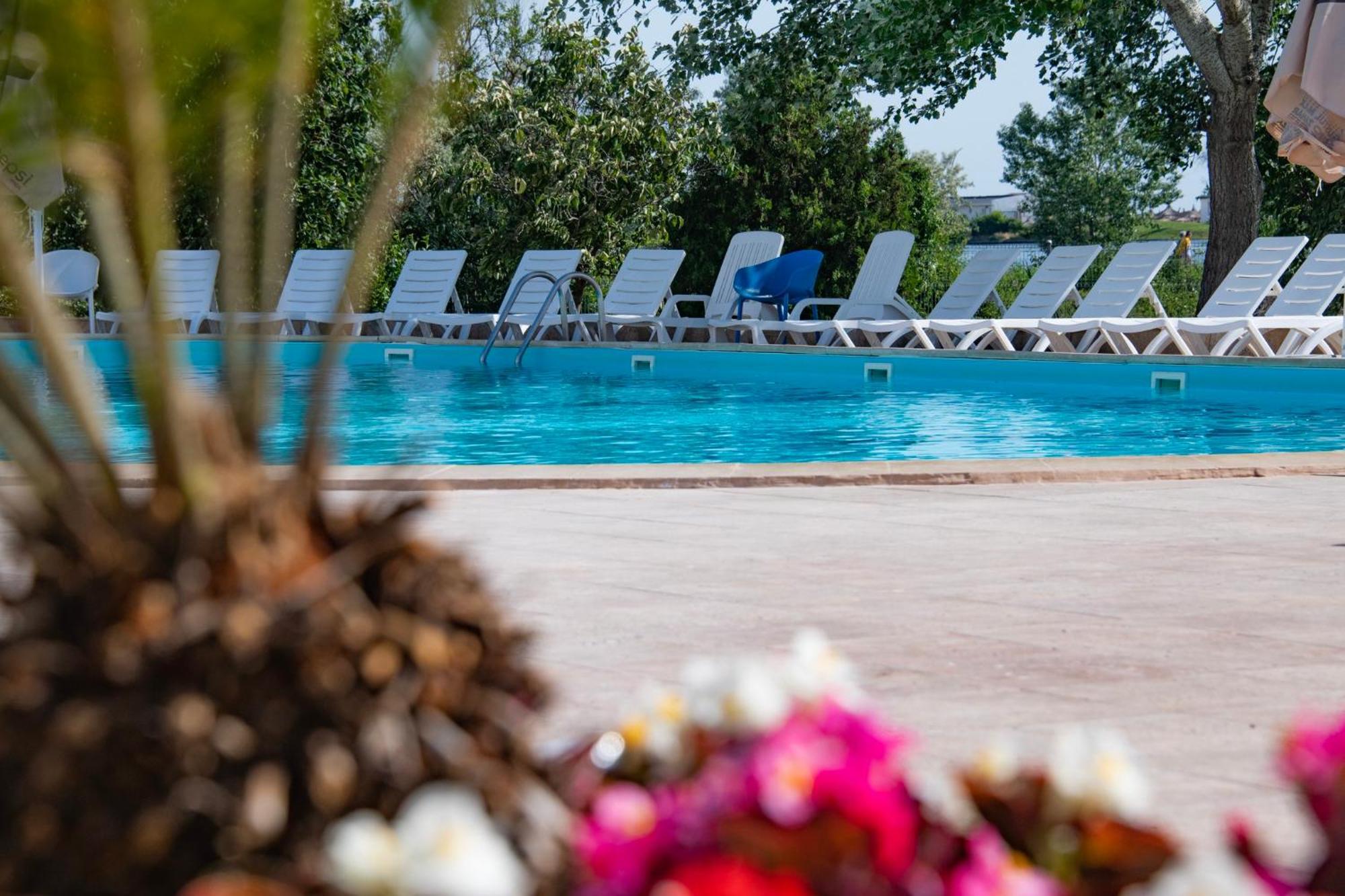 Complex Tismana 3* All Inclusive Jupiter Zewnętrze zdjęcie